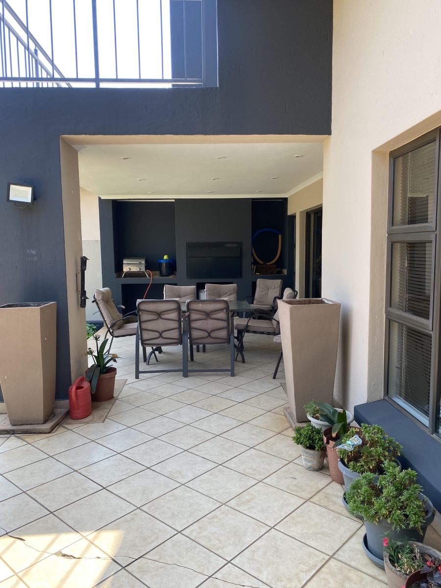 4 Bedroom Property for Sale in Seasons Lifestyle Estate North West